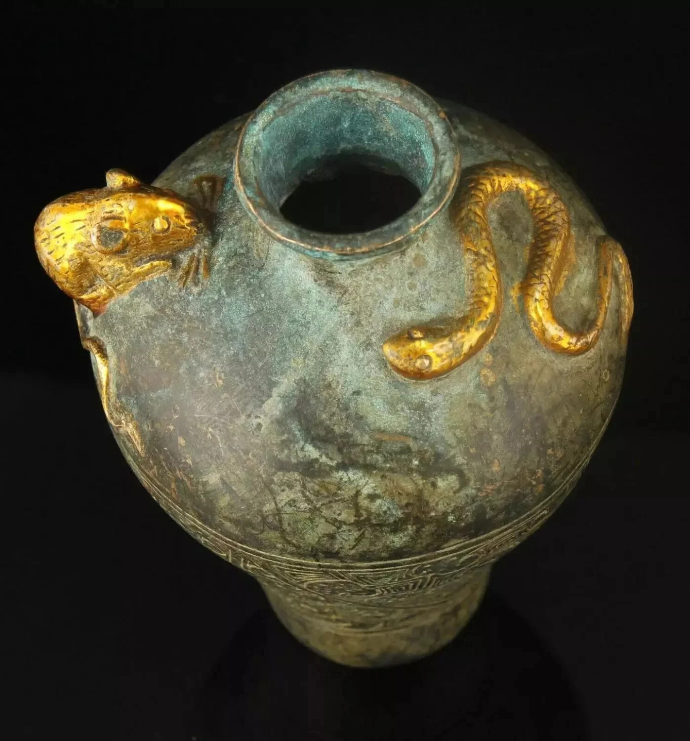 Jarrón dorado de bronce Retro Para Decoración del hogar artesanía China en relieve serpiente rata