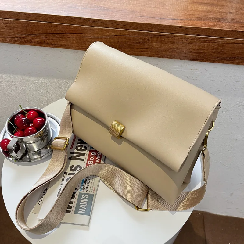 

Женская винтажная маленькая квадратная сумка из искусственной кожи, индивидуальная универсальная сумка через плечо, модные трендовые летн...