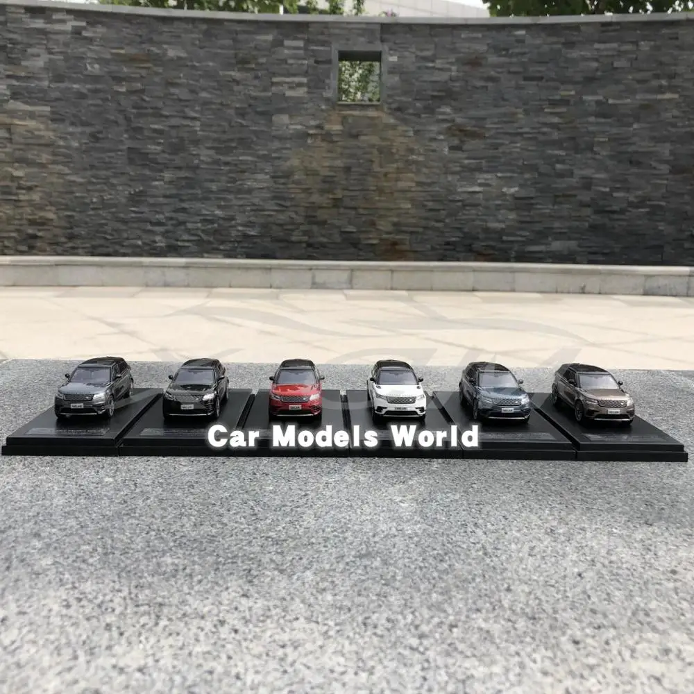 Литая под давлением модель автомобиля для ЖК-моделей Velar 1: 64 6 шт+ маленький подарок