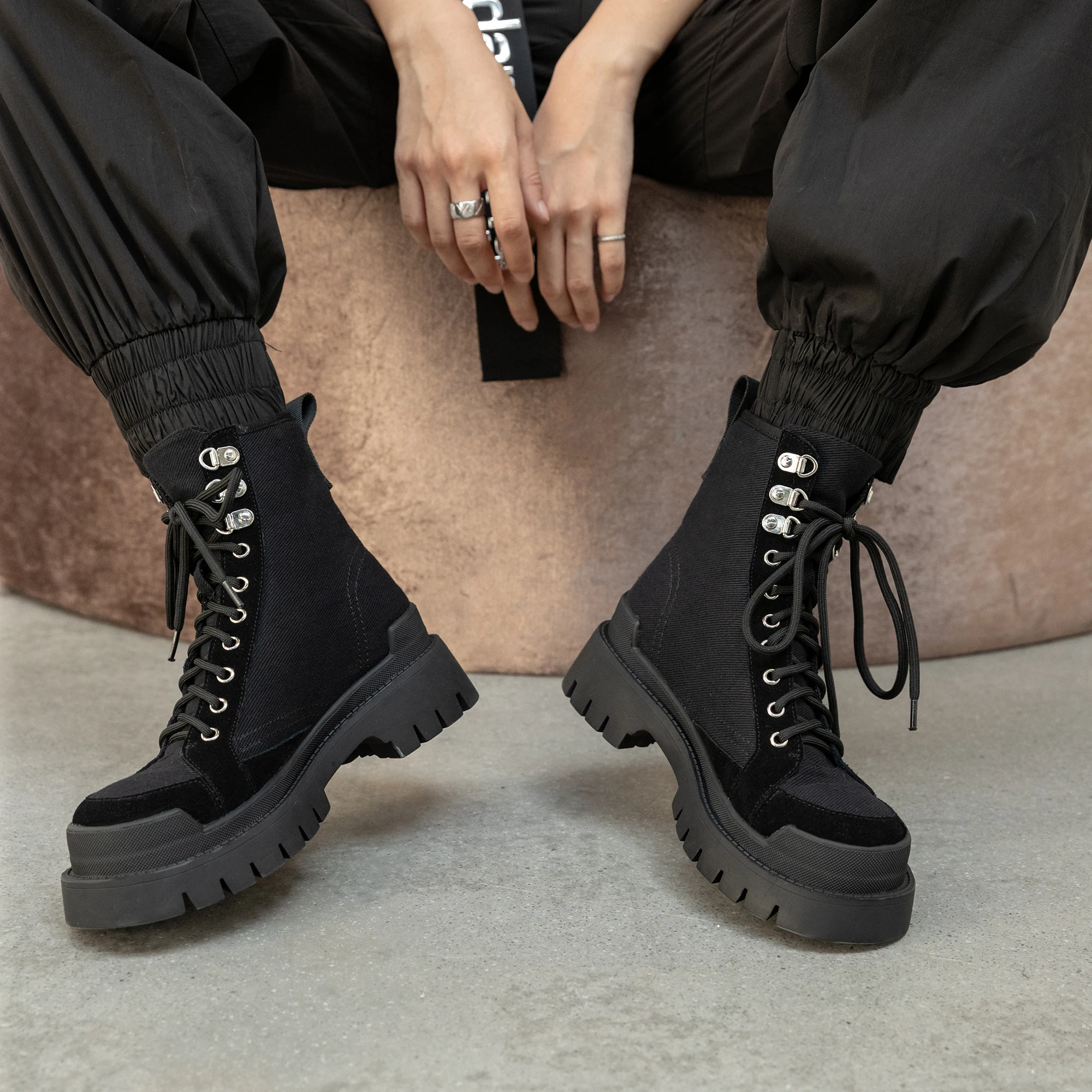 

2021 winter new denim fabric mid-heel round toe platform knight boots