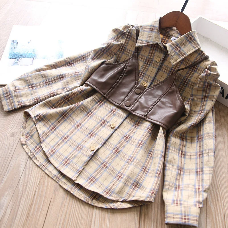 Осенний комплект для девочек из искусственной кожи на лямках + клетчатая рубашка