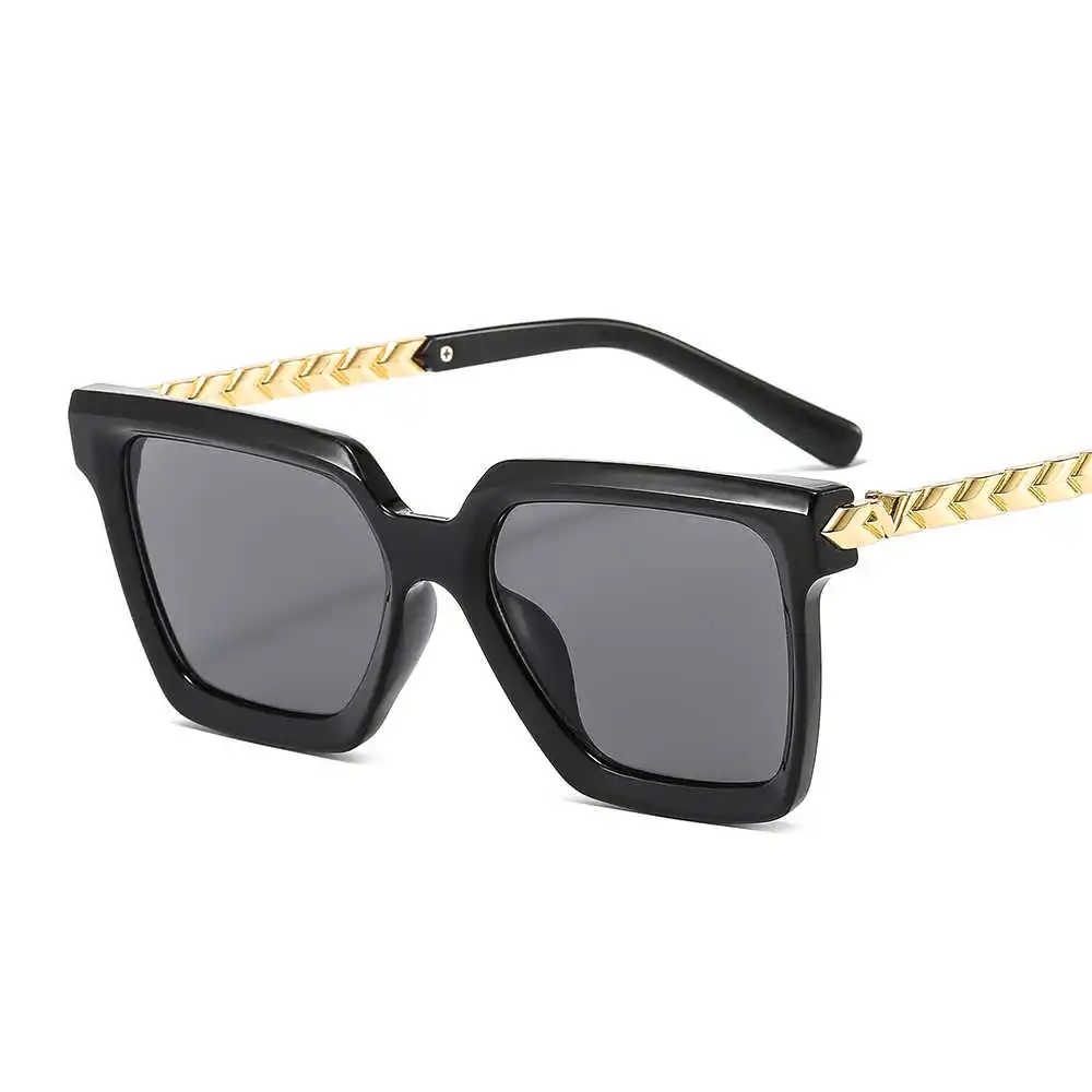 

Fashionable Free modern shipping Sunglasses personalized metal lace leg Sunglasses Green speckled glasses
