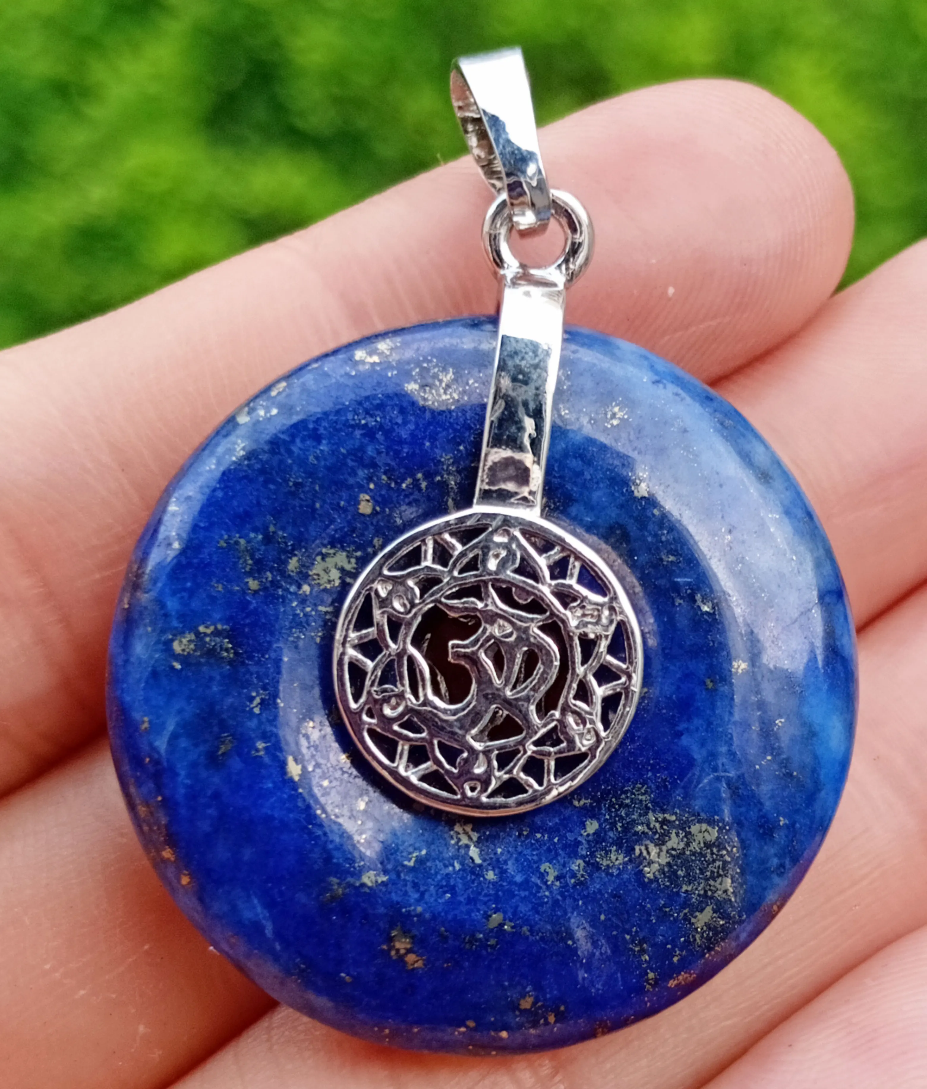 Lapis Lazuli stone Yoga OM 3d кулон волшебная энергия рейки исцеляющий амулет