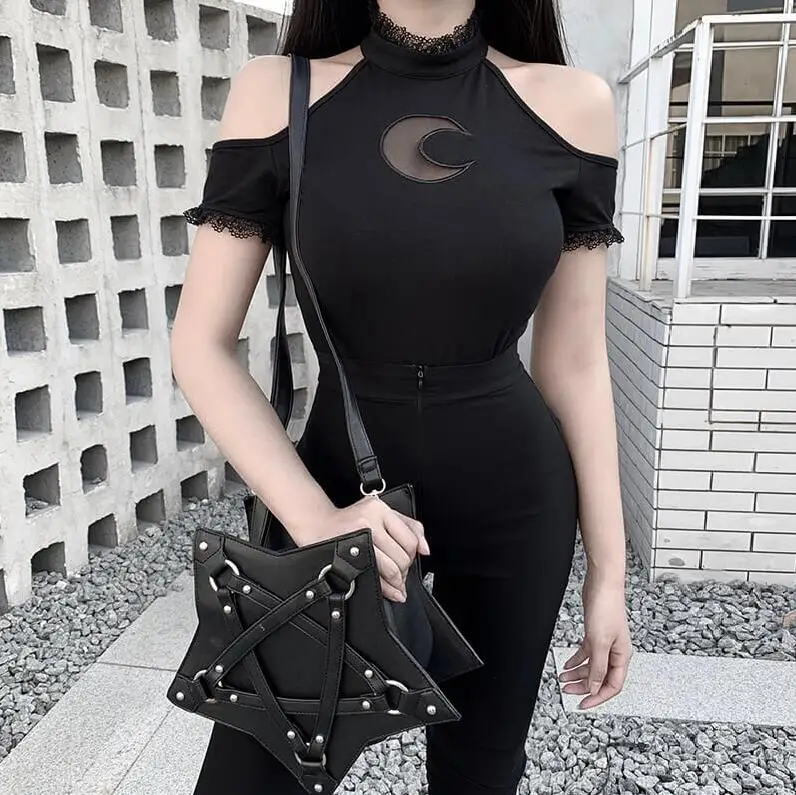 Женская футболка с коротким рукавом готическая Черная открытыми плечами и