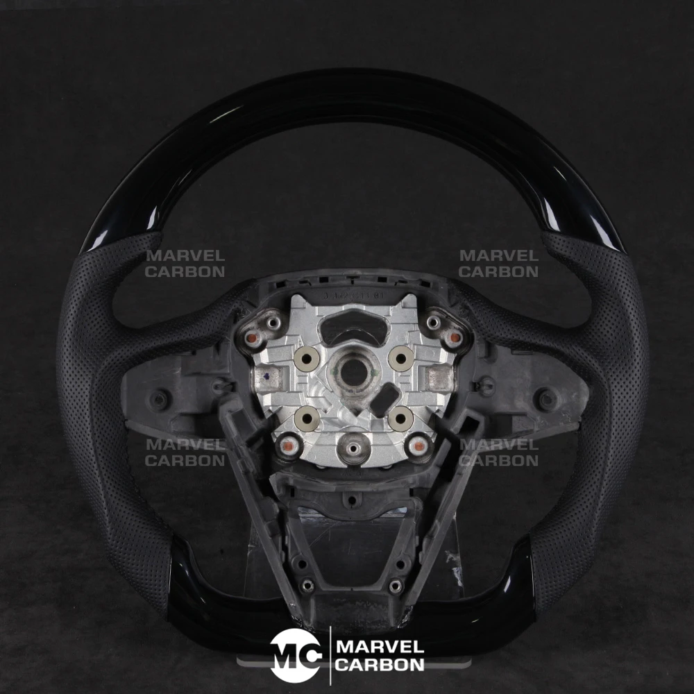 

100% REAL CARBON FIBER STEERING WHEEL COMPATIBLE WITH BMW G30