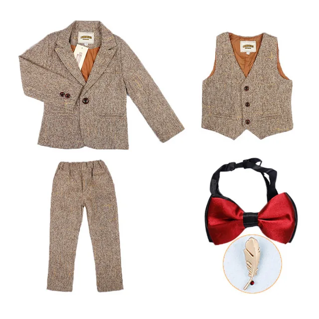 Одежда для мальчиков костюмы для торжественных случаев для держащих букет невесты на свадьбе, детское платье для выступлений, вечерние Блейзер, жилет, штаны, комплект из 3 предметов, костюм-смокинг Костюмы двух до шести лет модный детский набор джентльмена костюм F032 - Цвет: coffee 3pcs