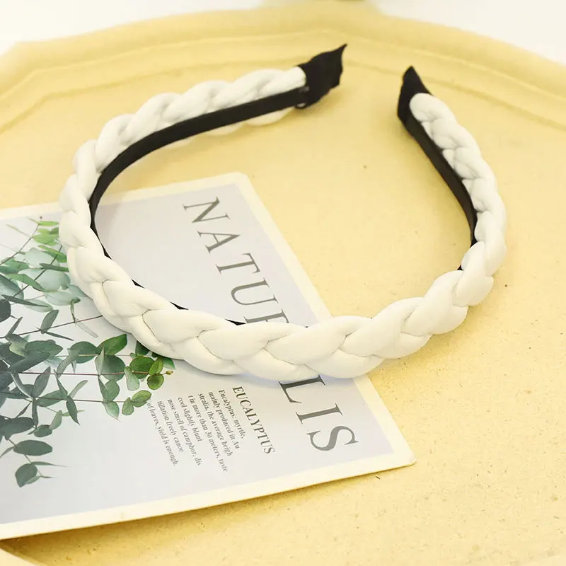 

2021 Fashion Korean Braid Hairband Korean Pu Leather Headband Hairpin Temperament Women's Outward Bound F380