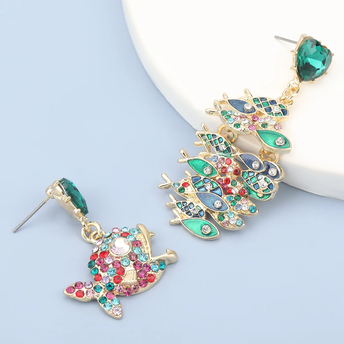 Женские серьги Pauli Manfi простые и креативные с металлическим капельным маслом