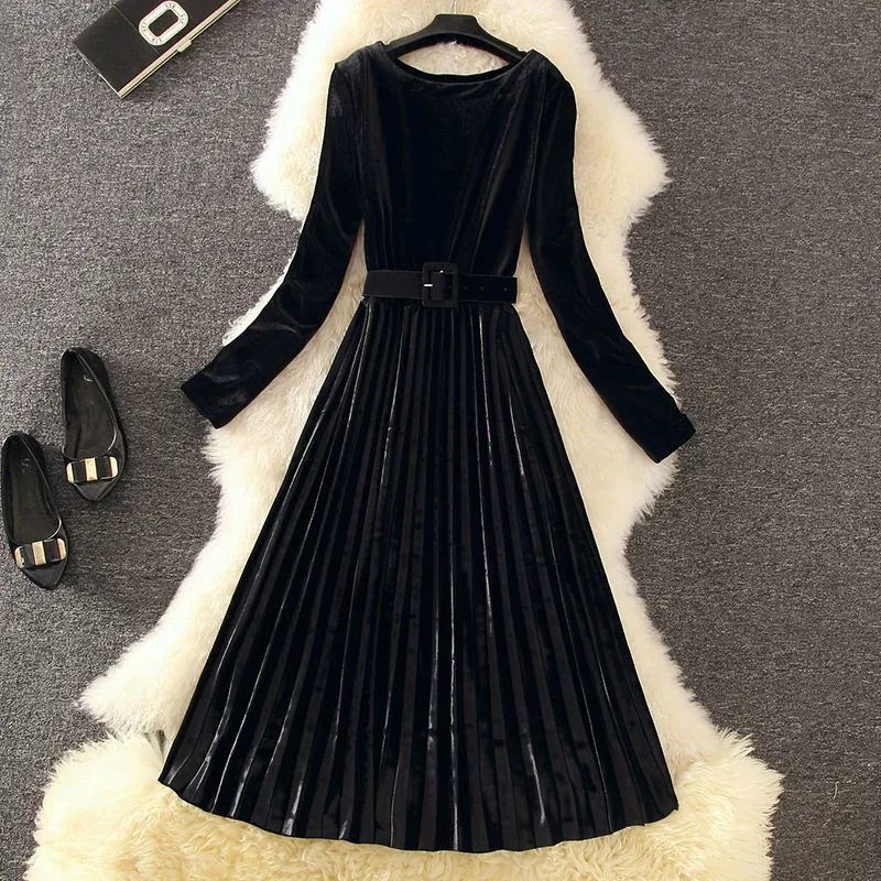 Зимнее теплое бархатное плиссированное платье для женщин больших размеров