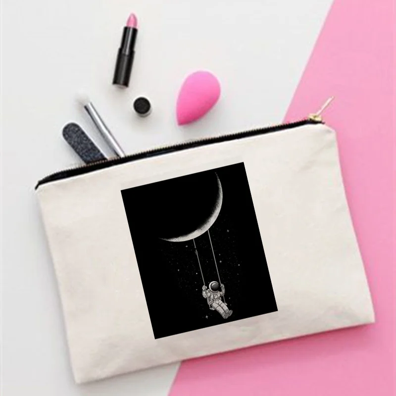 

Women moon Swing Printed Make up bag Fashion Women Cosmetics Organizer Bag for Travel Colorful Storage Bag for Lady Bag