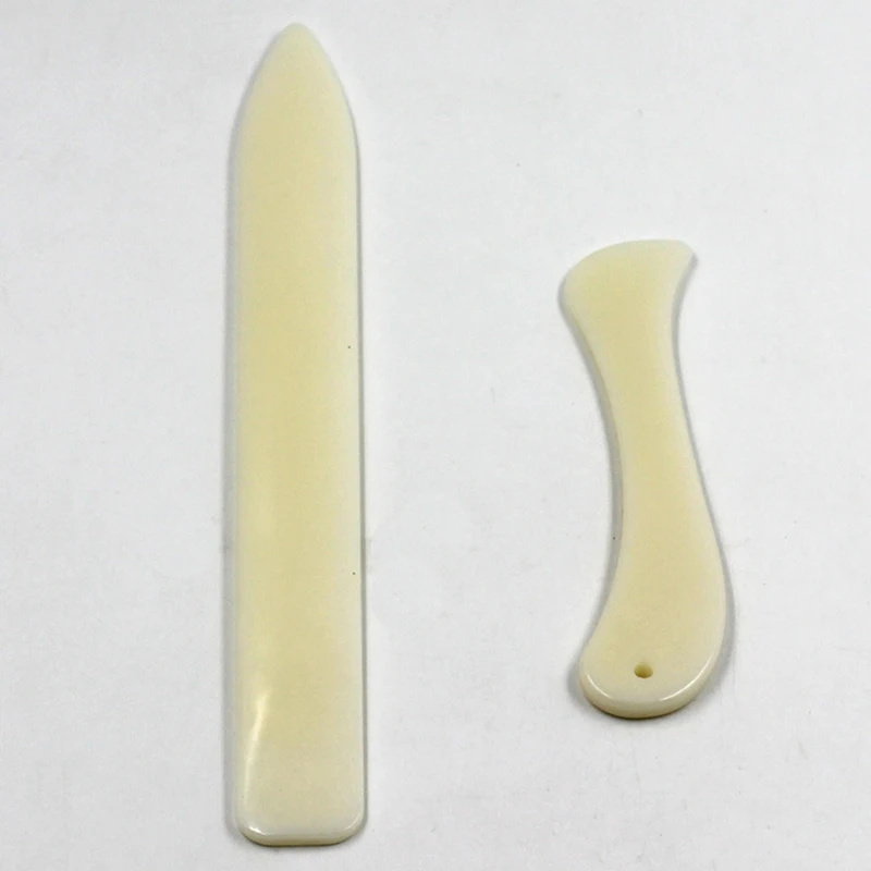 

2pcs Plastic Leather Craft Folder Handmade Paper Bone Scoring Creaser Folding Scrapbooking Card Tool Durable Leathercraft Gadget