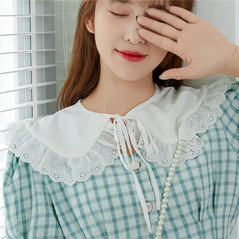 

Women Girls Vintage Lolita False False Collar Scarf Sweet Ruffles Lace-up Bow Decorative Chain Choker Short Poncho