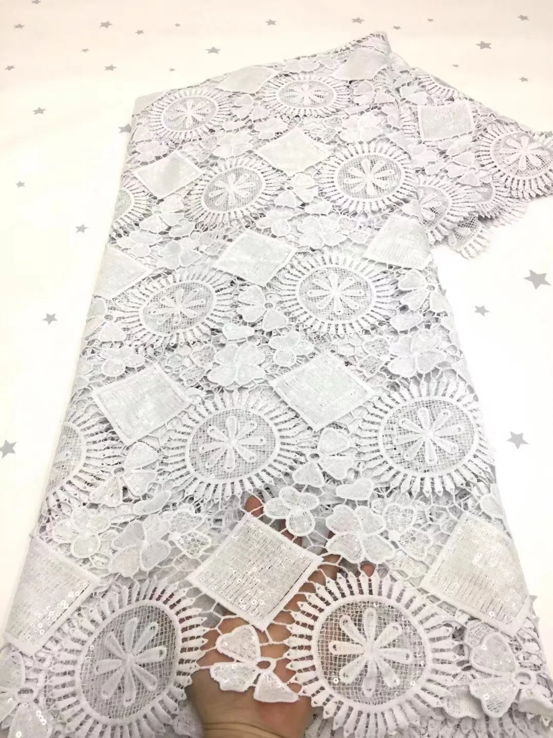 Изысканный водорастворимый молочный шелк + вышивка блестками африканская