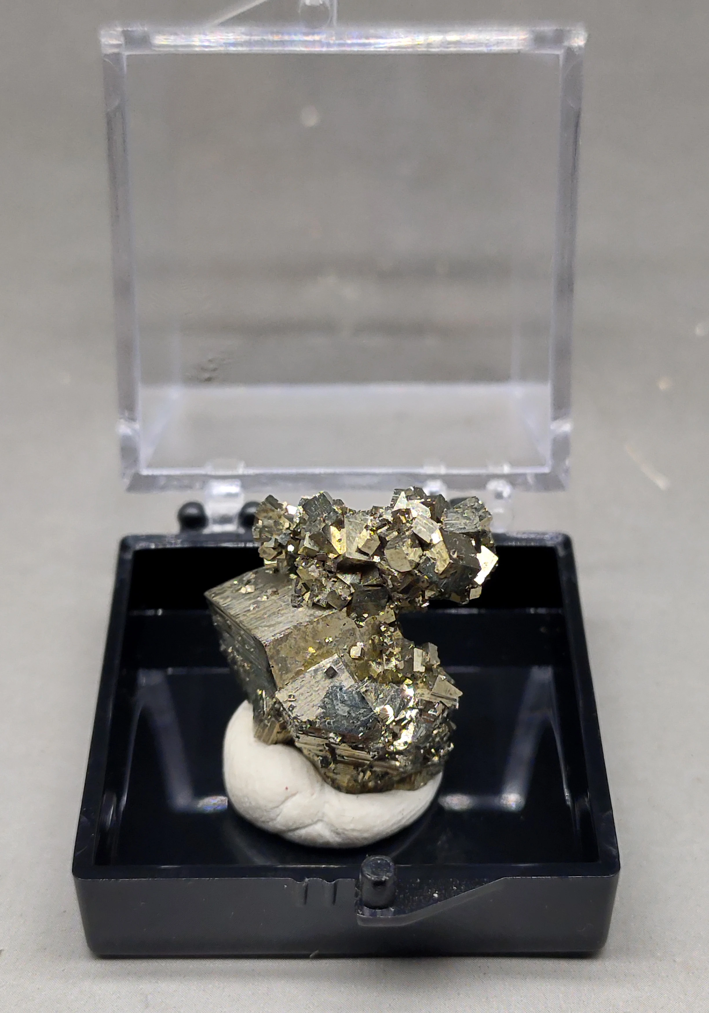 100% натуральный редкий кубический Пирит минеральные образцы камней и кристаллов
