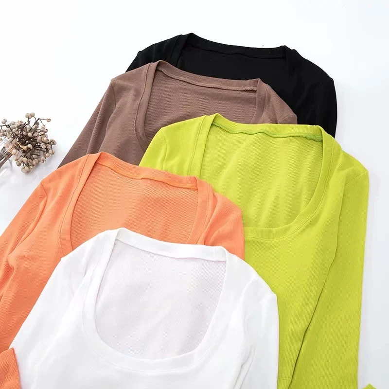 

Women Scoop Neck Ribbed Crop T-shirt With Long Sleeve Cropped Top