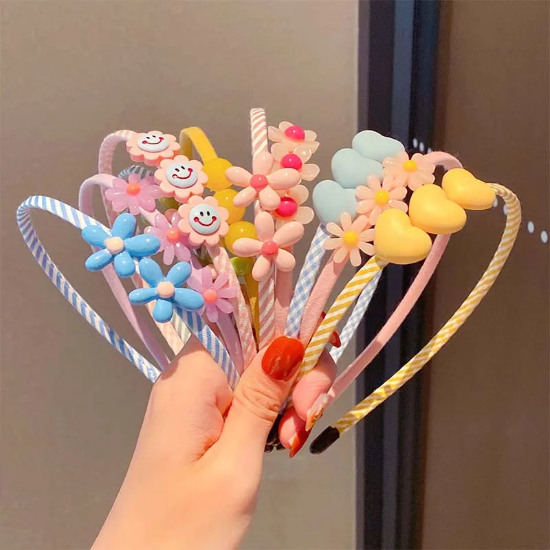 

Cute Acrylic Cartoon Flower Heart Headbands for Children Baby Girls Lovely Hair Hoop Headbands Kids Hair Band Accessories