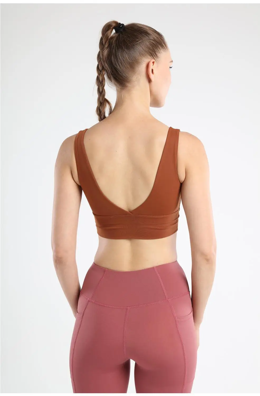 Женский спортивный бюстгальтер пуш ап с глубоким v образным вырезом для йоги