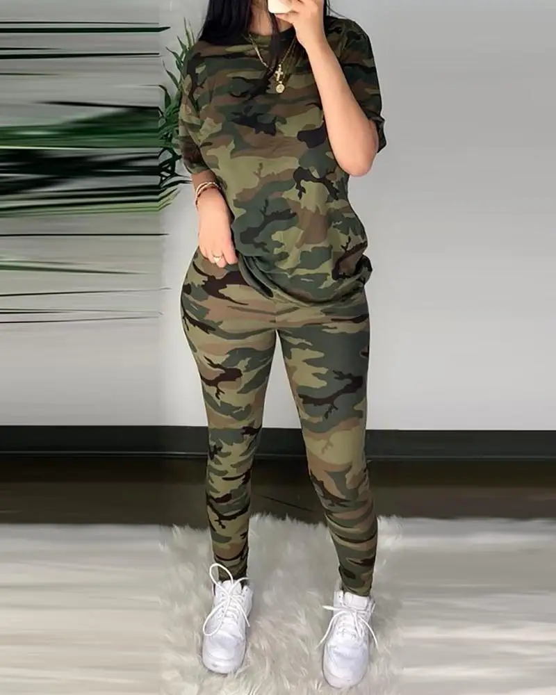 

2020 Women Fashion Casual Two-Piece Set Suits Set Sportwear Female Autumn Clothes Camouflage Half Sleeve Top & Fitted Pants Set