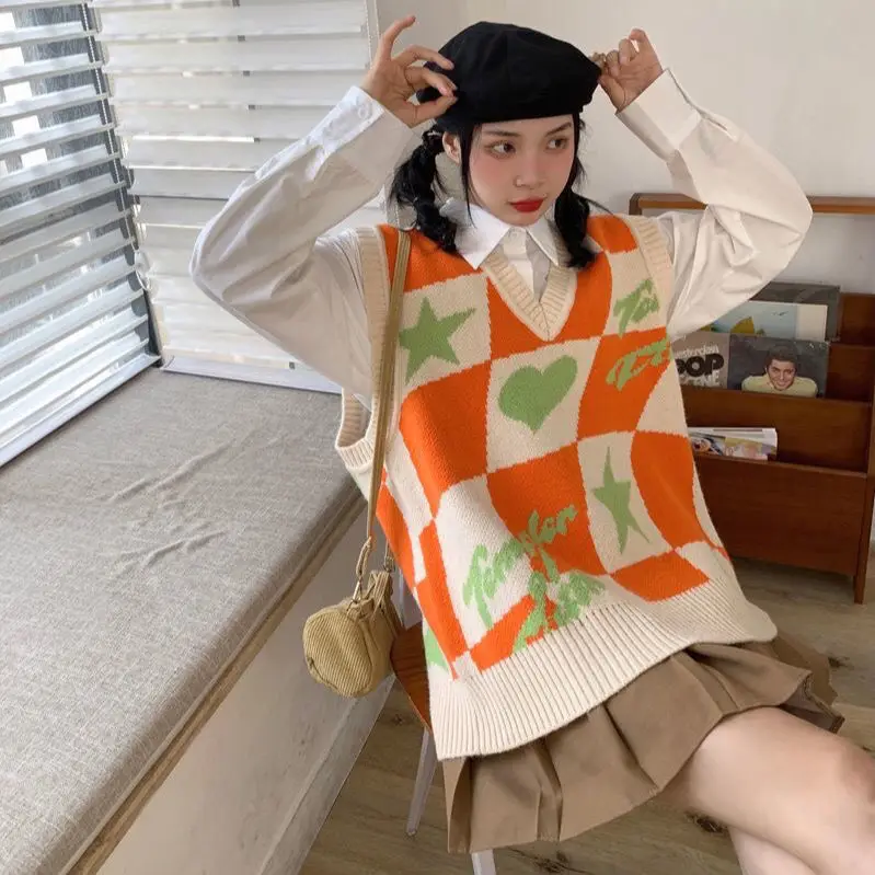 Вязаный жилет в клетку с V-образным вырезом |