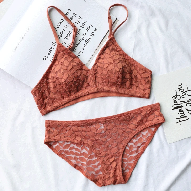 Кружевной треугольный бюстгальтер с узором в виде листьев тонкий комплект