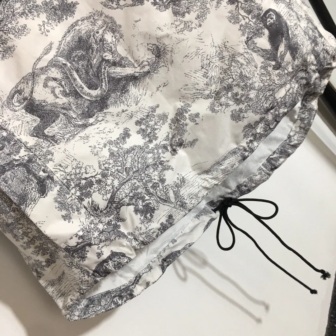 

High Quality Luxury Autumn Women New Jungle Animal Print Long-sleeved Hooded Sweatshirts Jacket