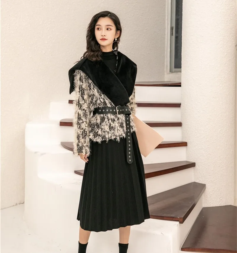

Women Fall Winter Coat New Large Lapel Furry Motley Belt Waist Jacket Ladies Super Warm Long-sleeved Personality Woolen Coat