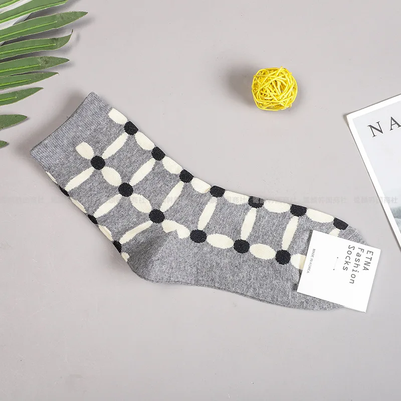 

Cartoon Women Socks Plaid Cotton Sock Lovely Ladies Colorful Unisex Long Casual Soft Sox Girls Spring Autumn Trendy Calcetines