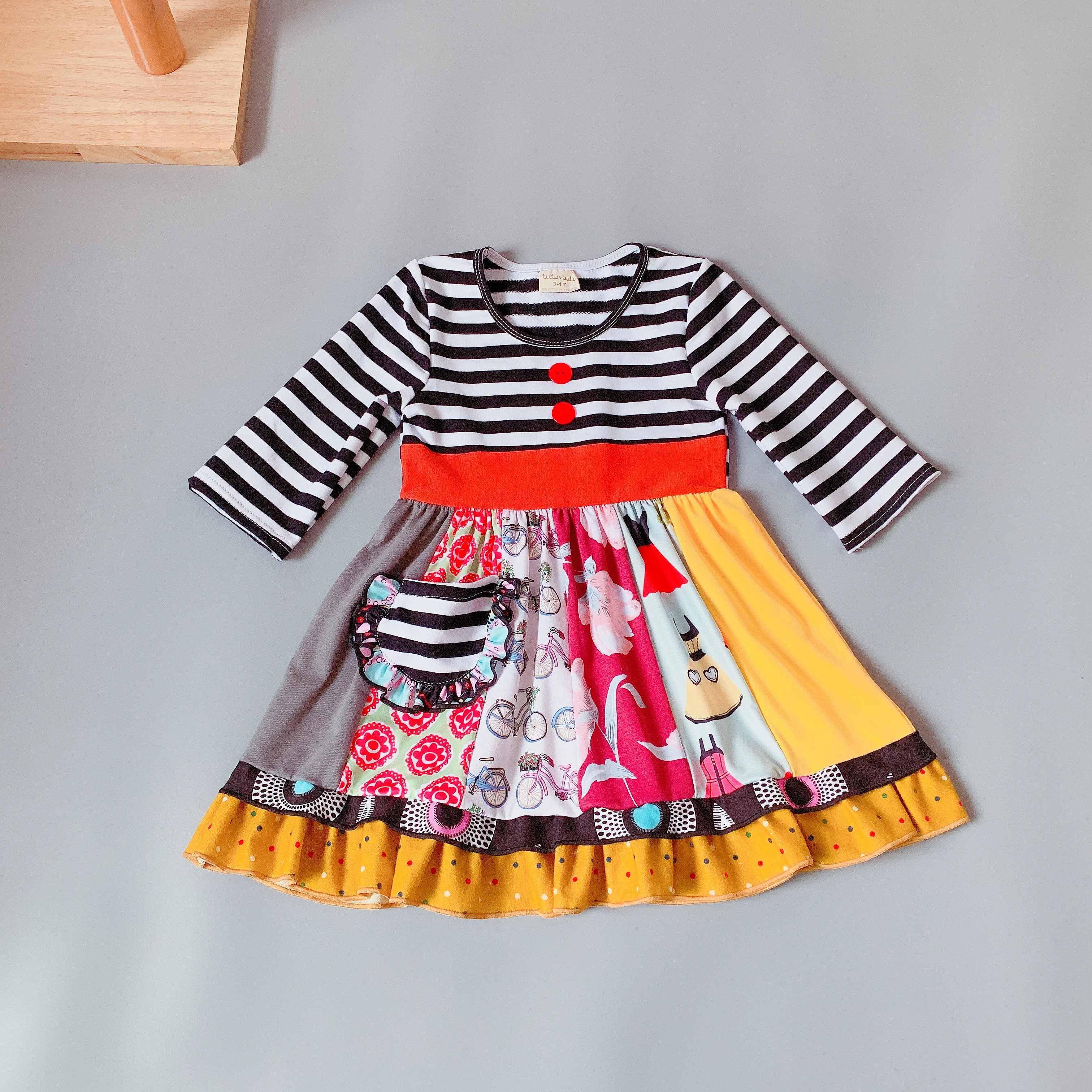 Sping/Winter Thick New Ddesign Black Stripe Ruffle Full Sleeves Style with Flower Trim and Pocket Baby Girls Dress for Present | Детская