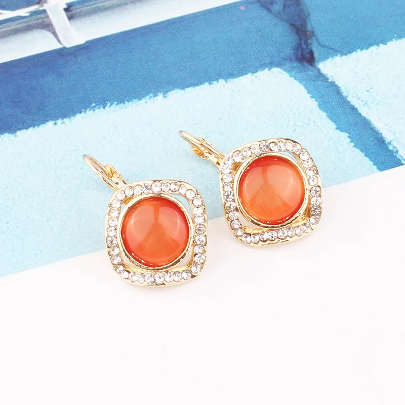 Классические серьги в европейском и американском стиле лето 2020 3 цвета