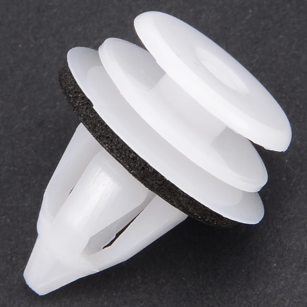 

20pcs Plastic Interior Clips Front Rear Door Card Panel Fascia Lining Trim Clip Fit 9mm Hole Accessories For BMW