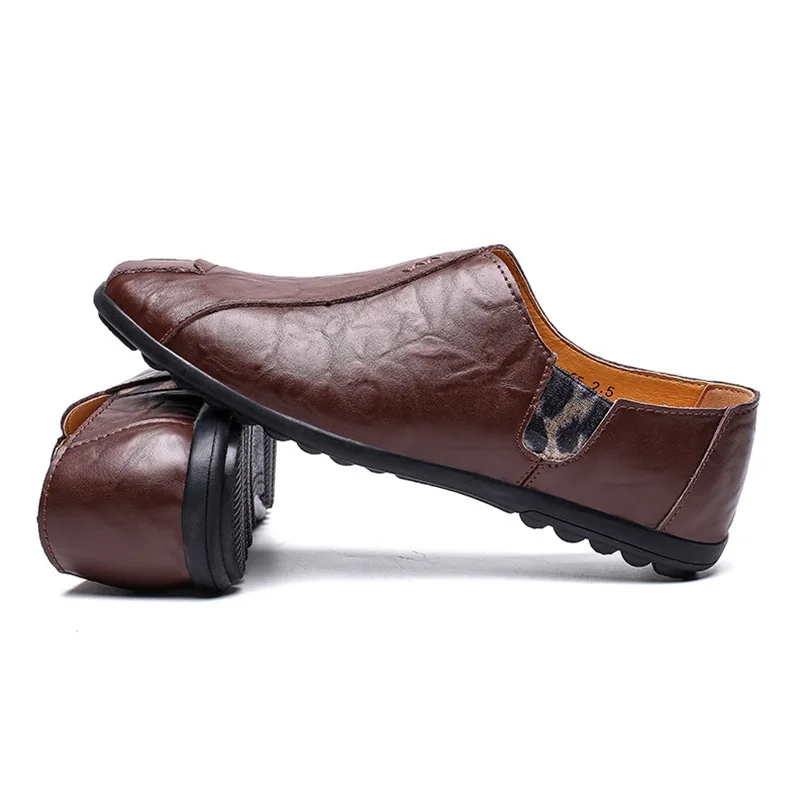 

AQ462 Leather Men Casual Shoes 2020 Mens Loafers Moccasins Breathable Slip on Black Driving Shoes mocassin homme