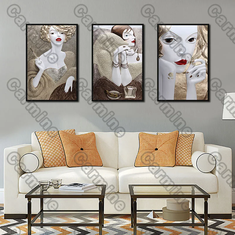 

Poster Figure Golden Beauty Canvas Painting and Prints Wall Art Pictures Decoration for Living Room 3Pcs Frameless Style