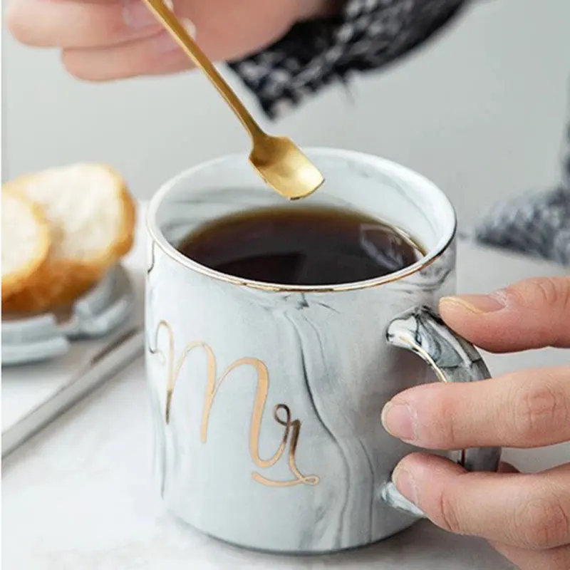 Керамическая кружка Mr & Mrs с крышкой и ложкой из нержавеющей стали кофейная