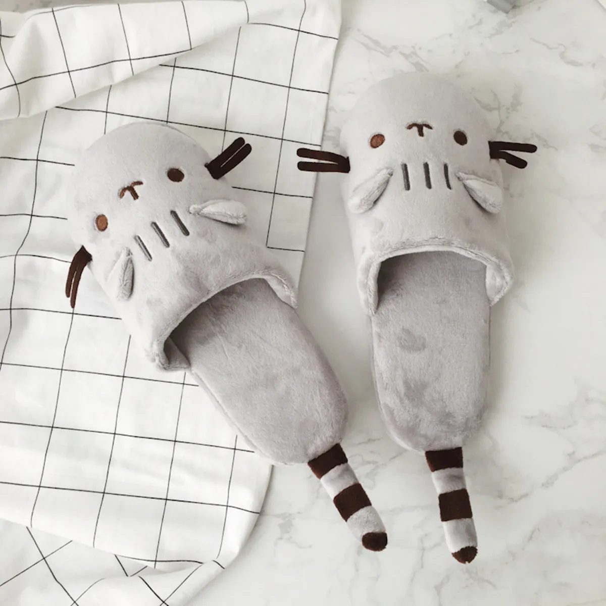 size L 40 to 42 Обувь с котом; тапочки для мальчиков, девочек, женщин и мужчин; коллекция года; домашние Нескользящие сандалии с животными; обувь для мужчин и женщин; милые домашние тапочки - Цвет: size L 40 to 42