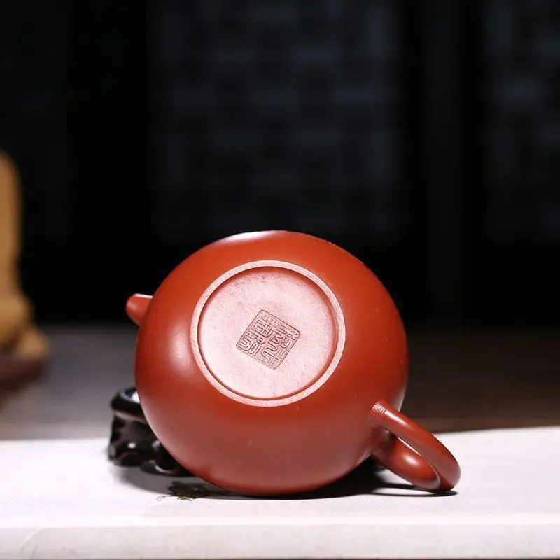 

Pure Manual Raw Ore Bright Red Robe Dark-red Enameled Pottery Teapot Japanese Tubocapsicum Dragonpearl Herb Teapot Micro Shop