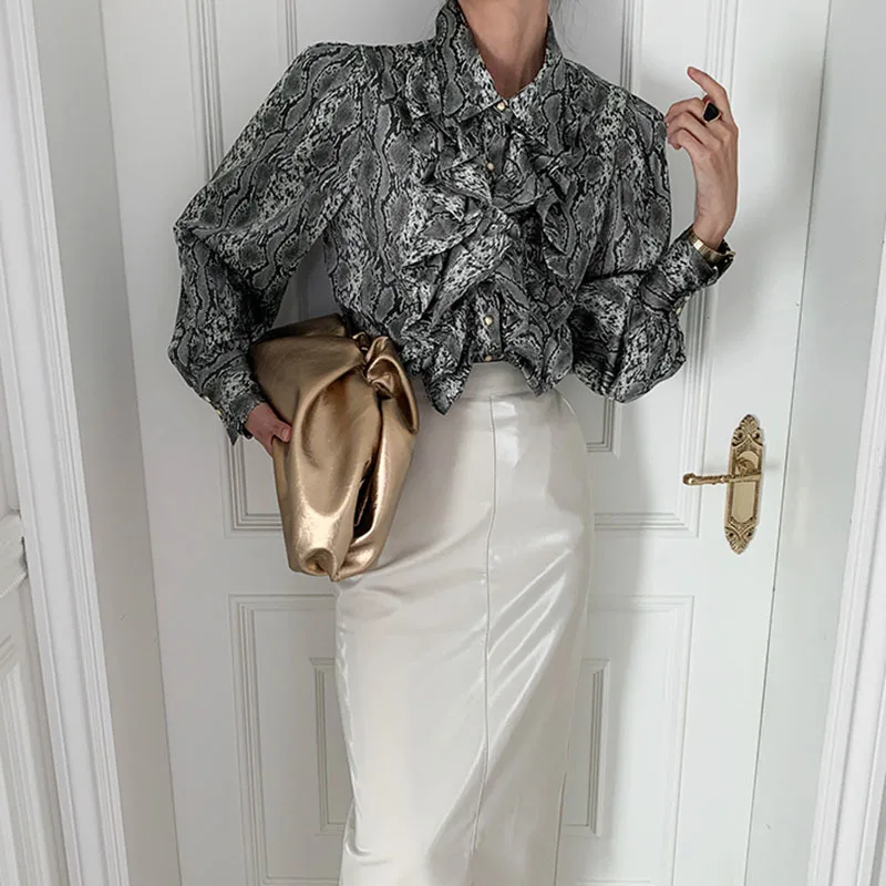 

SHENGPALAE Chic Lapel Design Blouse Women's Spring 2021 New Multi Layer Ruffle Stitching Long Sleeve Snakeskin Shirt Female 5B39