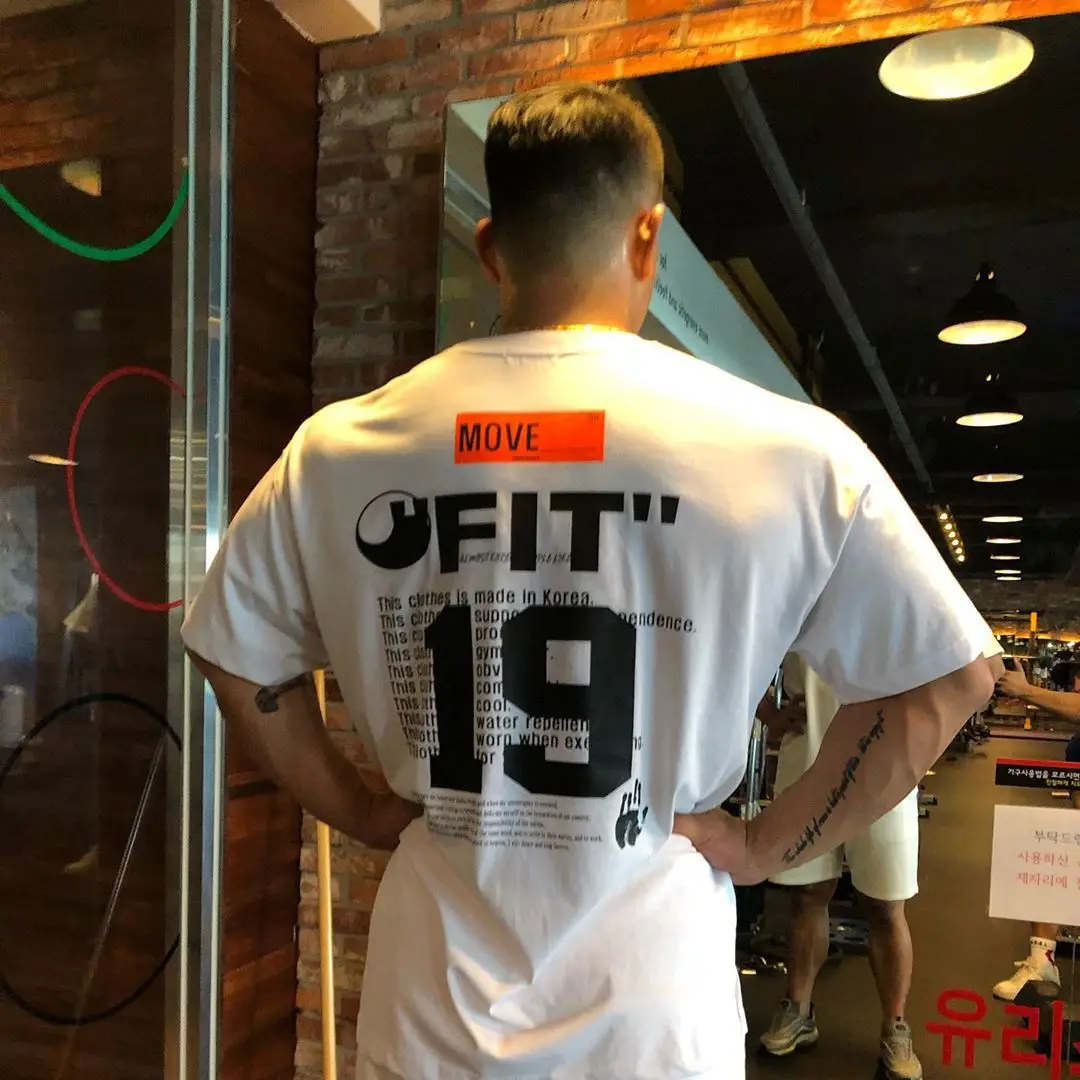 

Running Oversized T shirt Men Gym Bodybuilding and Fitness Loose Casual Wear T-shirt Male Streetwear Hip-Hop Tshirt