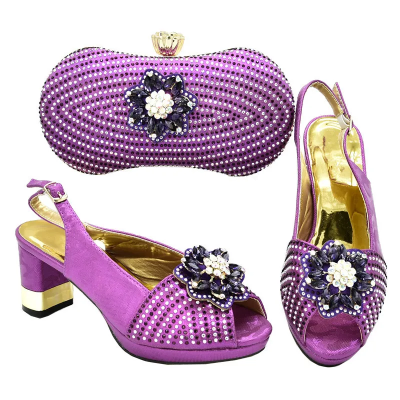 Итальянская обувь синего цвета с сумочкой в комплекте оптовая продажа коллекция