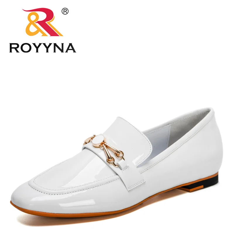 

ROYYNA 2021 New Designers Fashion Geniune Patent Leather High Quality Slip on Pumps Women Office Shoes Mental Decration Ladies