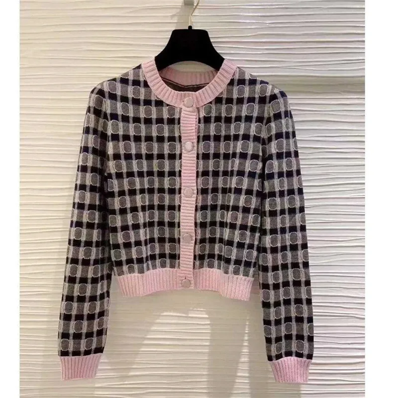 

Осень 2021, новый популярный модный небольшой кардиган с круглым вырезом, облегающий жакет, вязаная куртка