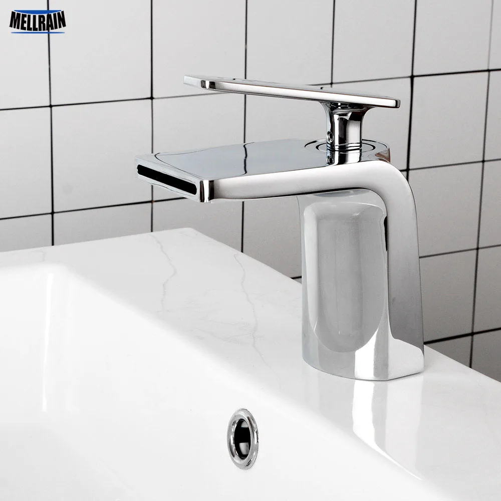 Смеситель для ванной комнаты дизайнерский кран Водопад из качественной латуни