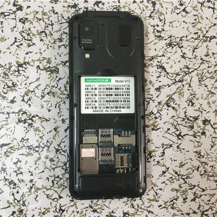 Кнопочный телефон V13 мобильный 2 8 дюйма четыре Sim-карты Основная клавиатура Bluetooth