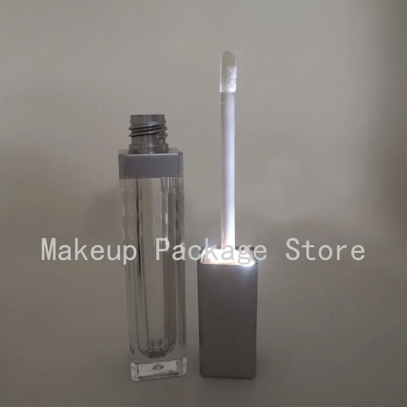 

30/50pcs 7.5ml Empty Makeup DIY Lip Gloss Bottle Silver Square Cosmetics Refillable Lip Gloss Tube with LED Light Mirror Bottle