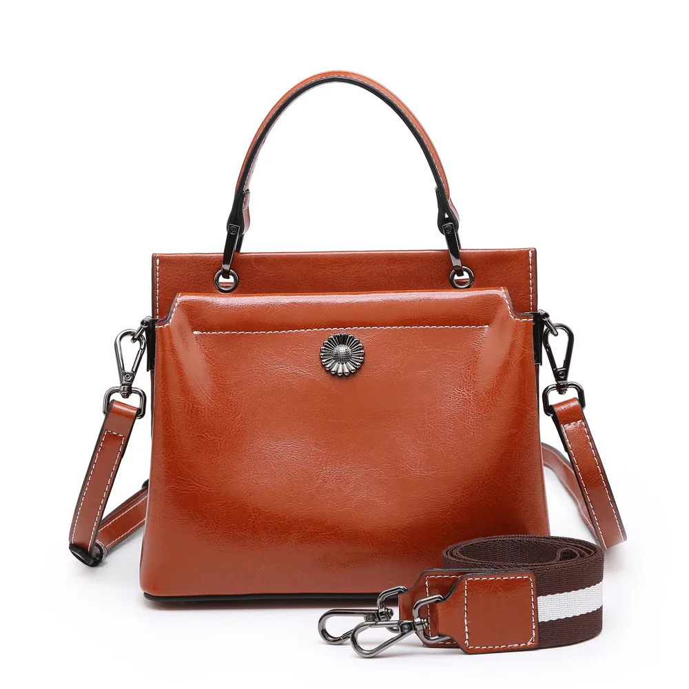 

Female bag 2020 new trend ladies small square bag large capacity simple handbag retro shoulder bag organ bag