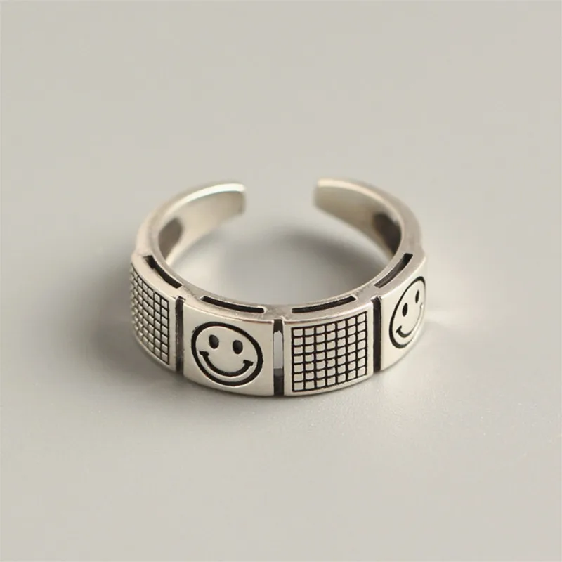 

Retro 925 Silver Double Layered Smile Face Resizable Rings For Women Girs Vintage Hiphop Distressed Niche Rings Mini Cute Rings