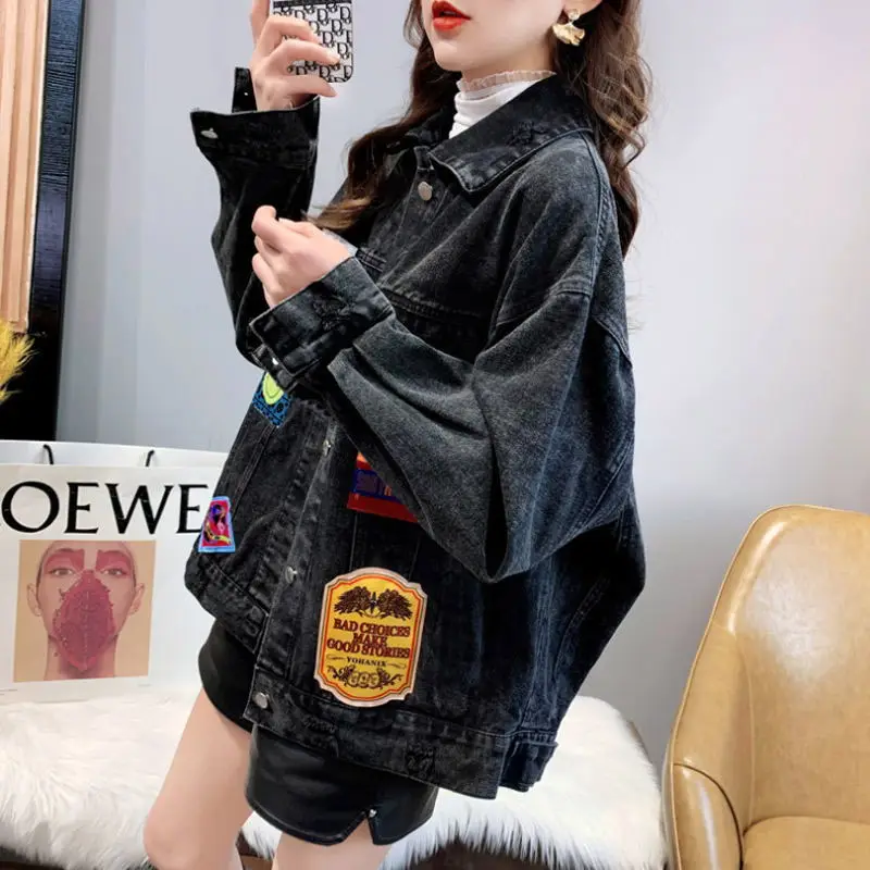 

Retro denim coat women's spring and autumn 2021 new Korean version of loose BF Joker slim hole jacket jacket