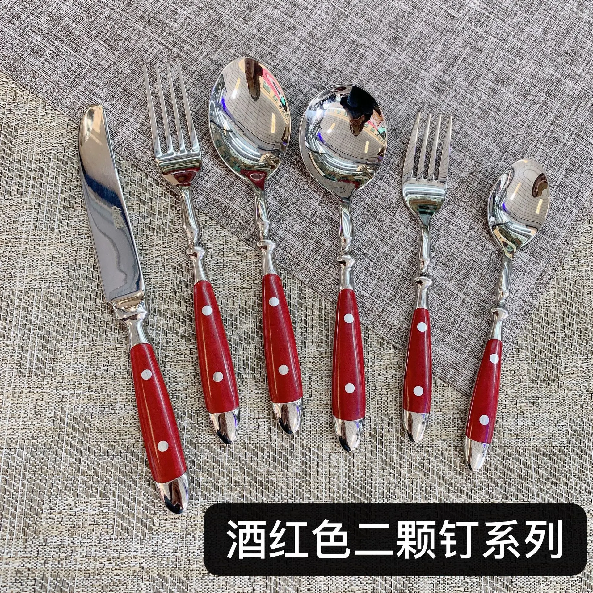 

Stainless steel western tableware knife fork spoon wooden handle knife fork spoon three-piece set of hotel supplies restaurant