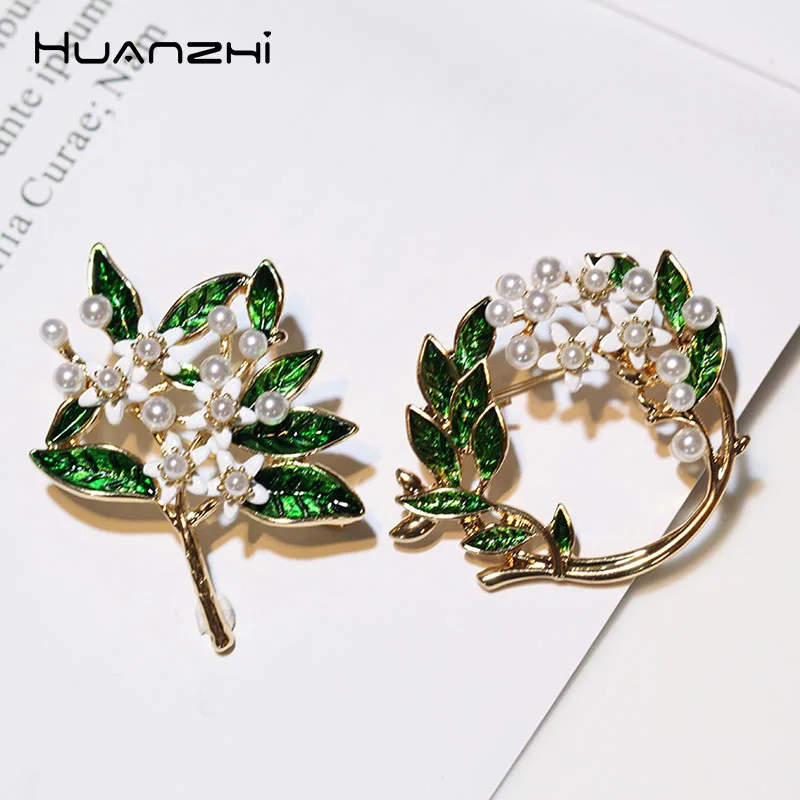 HUANZHI винтажная золотая сплав имитация жемчуга эмаль булавка листья гардении