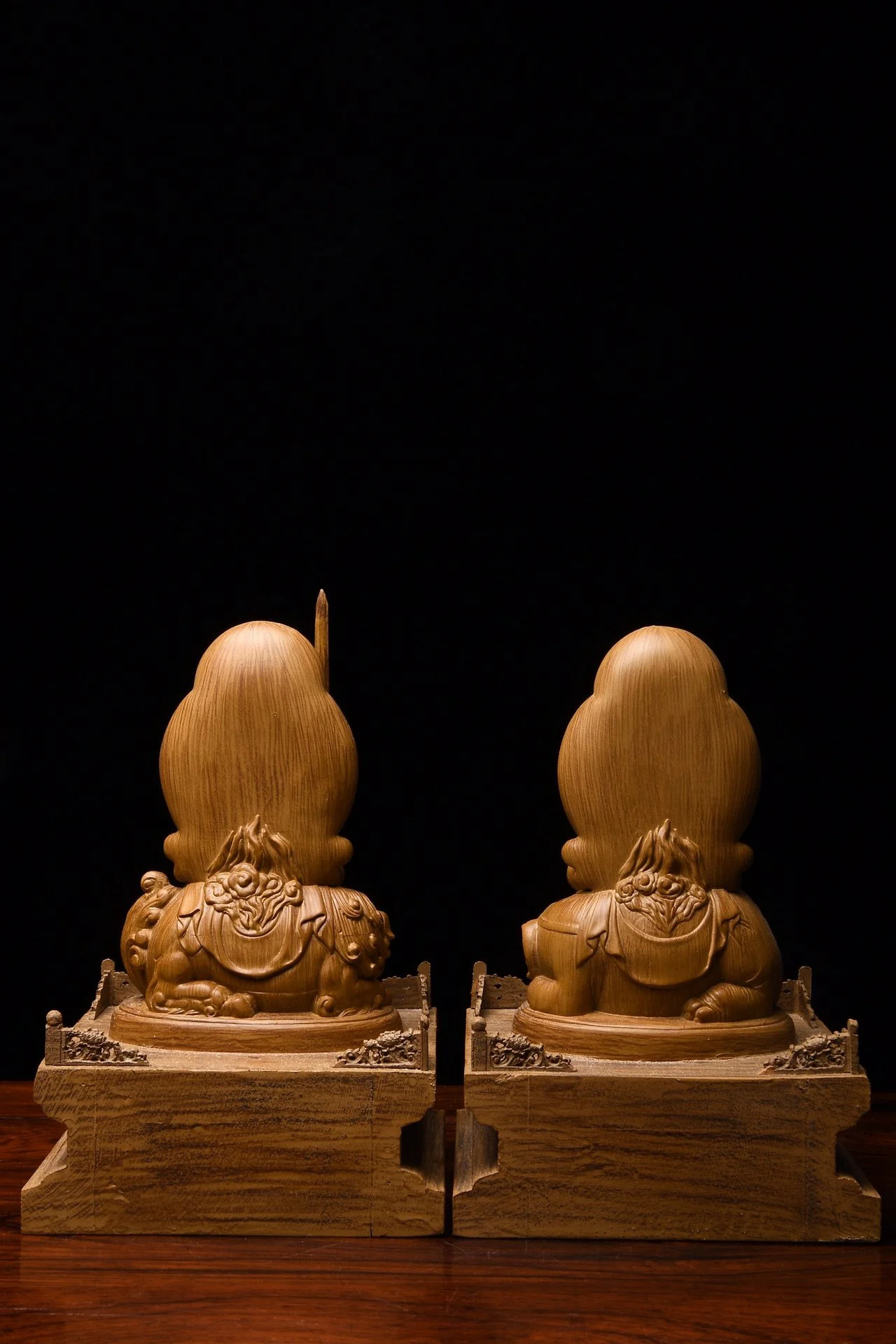 Рисунок 5 - Hainan Agarwood искусственная резьба по дереву