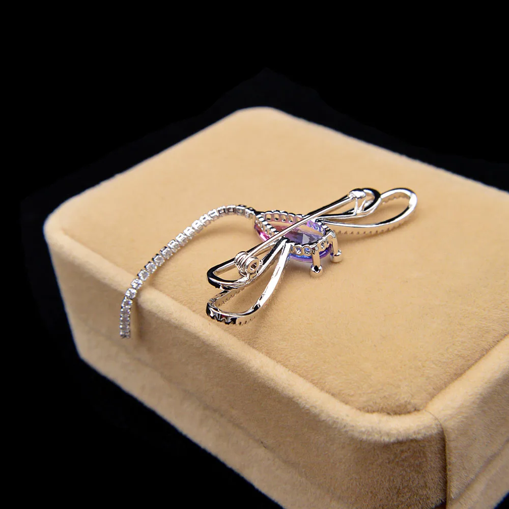 

CINDY XIANG omber color cubic zirconia dragonfly brooches for women insect pin copper jewelry spring style jewelry 4 colors